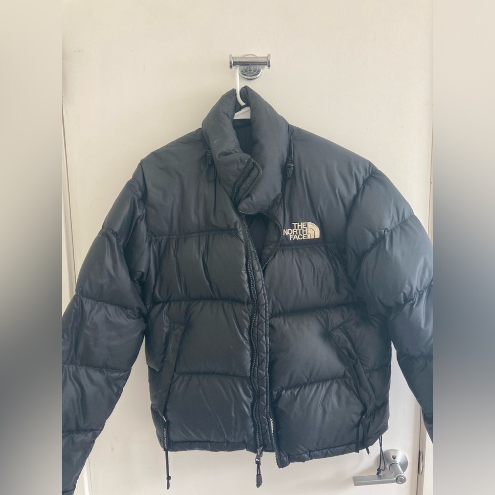Cropped Black North Face Puffer| women’s medium